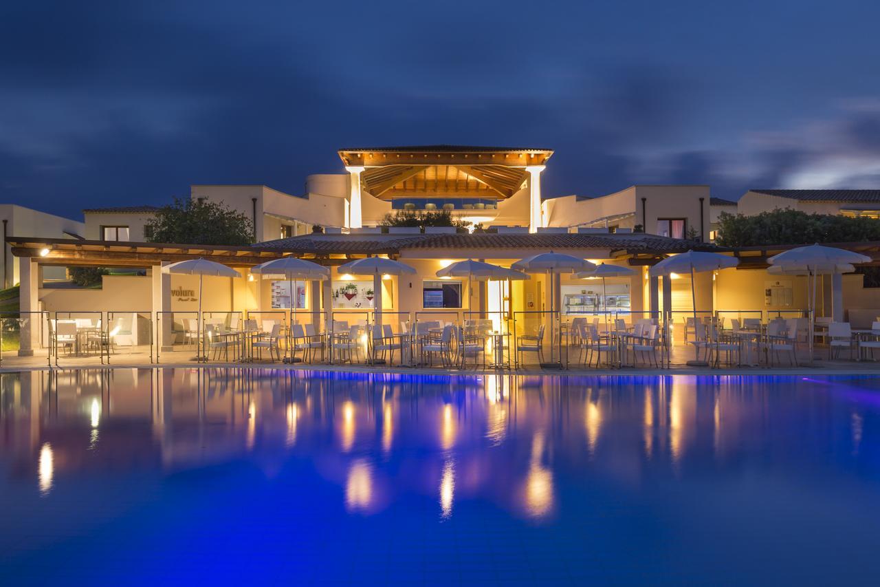 Grande Baia Resort & Spa San Teodoro  Exterior foto